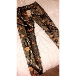 Camo leggings